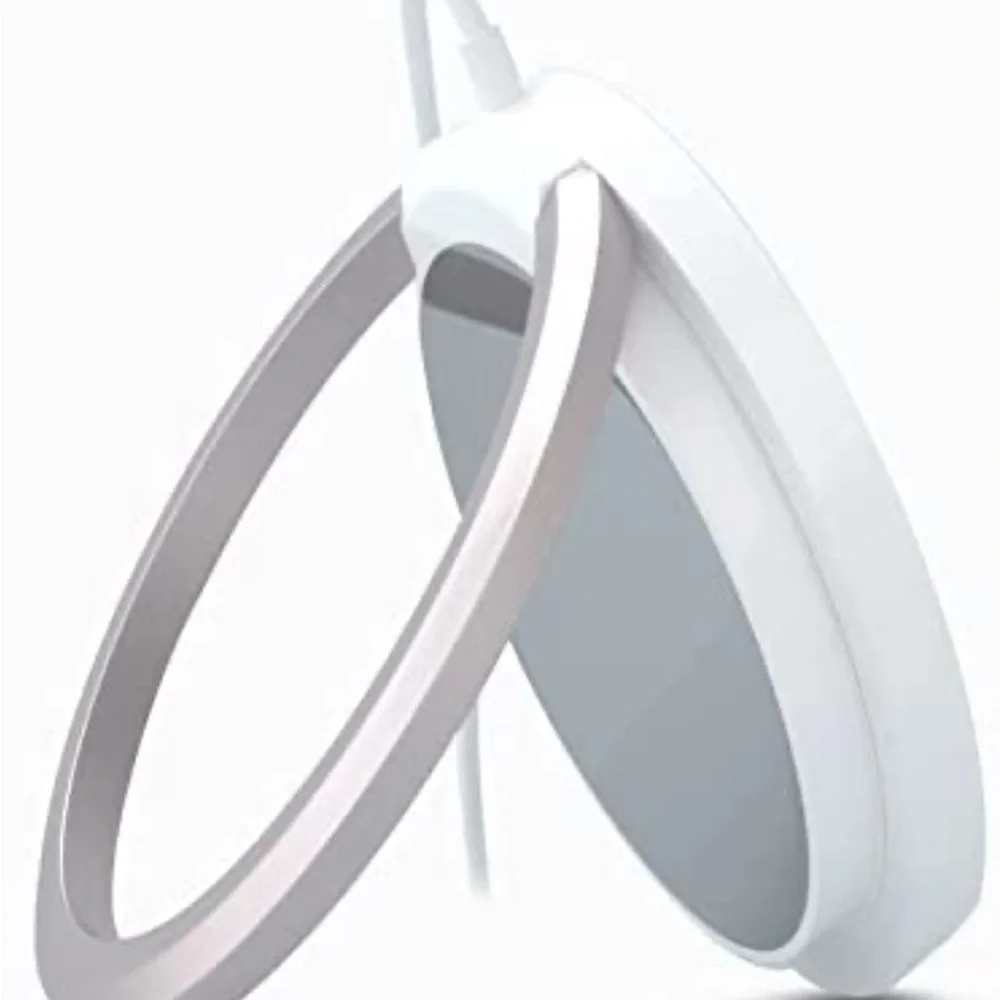 NIB White Magnetic (Wireless)Charger with Stand